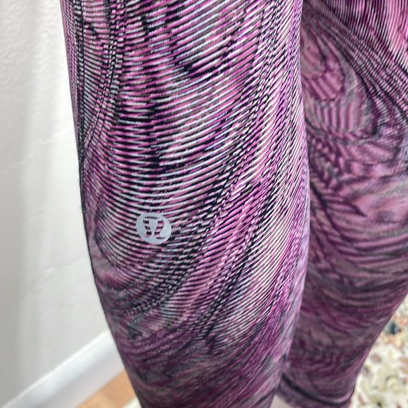 Lululemon Swift Speed High Rise Pant - Multi-Dimensional Sonic Pink,Size 4 - Picture 8 of 12